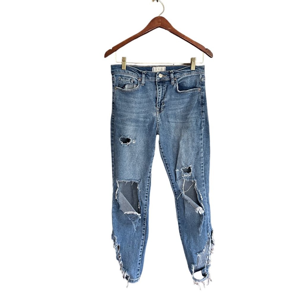We The Free Super Distressed Jeans Denim Women’s Size 29 (7/8)